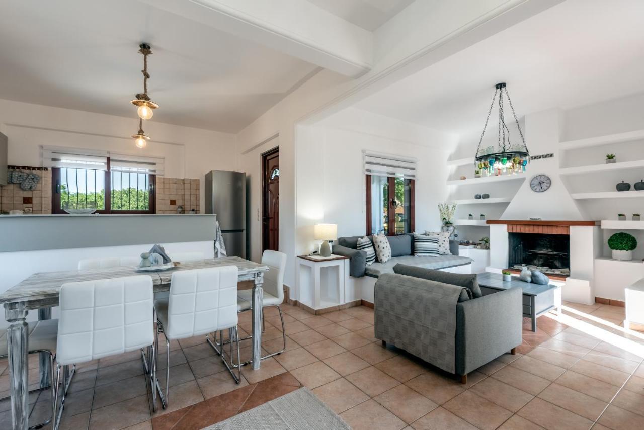 Apteramare Tradidtional House 'New Listing 2022' Hriszí Aktí Haniá Kültér fotó